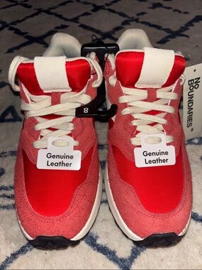 No Boundaries Men's Casual Joggers Tennis Shoe Red Size 8 !  New With Tags!